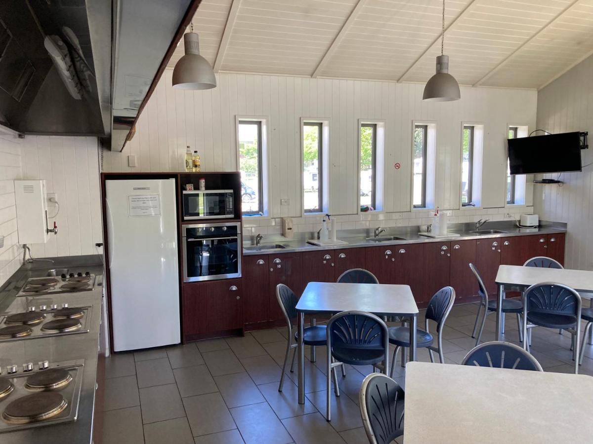 Hampshire Holiday Parks - Arrowtown Bagian luar foto